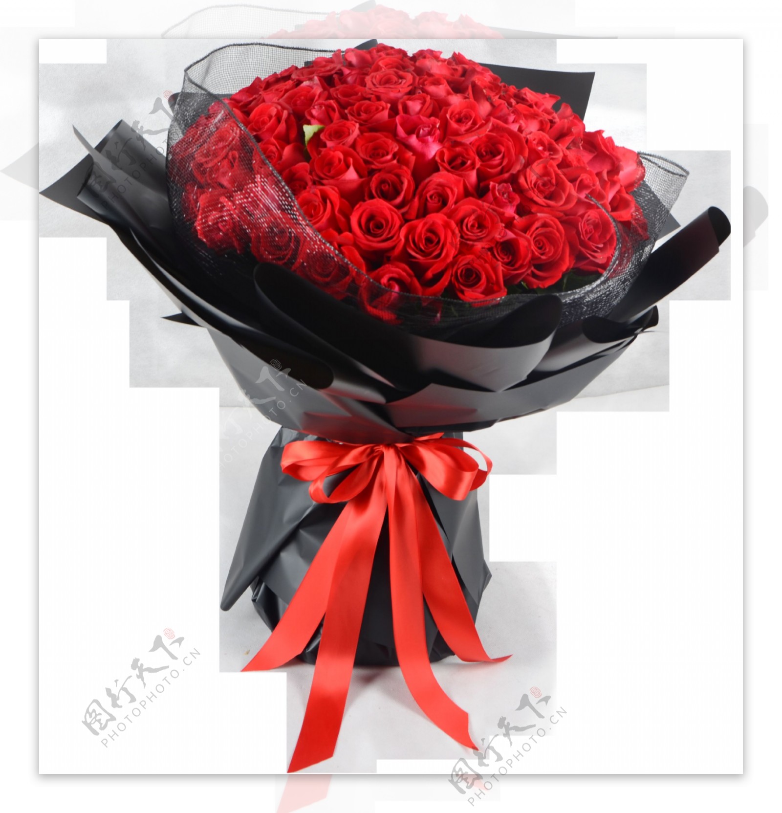 美丽鲜艳红色玫瑰花花朵花束实物元素