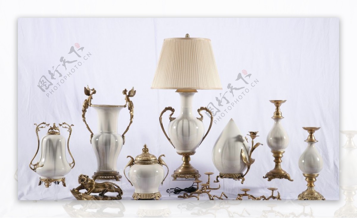 中式陶瓷配铜罐子花瓶台灯