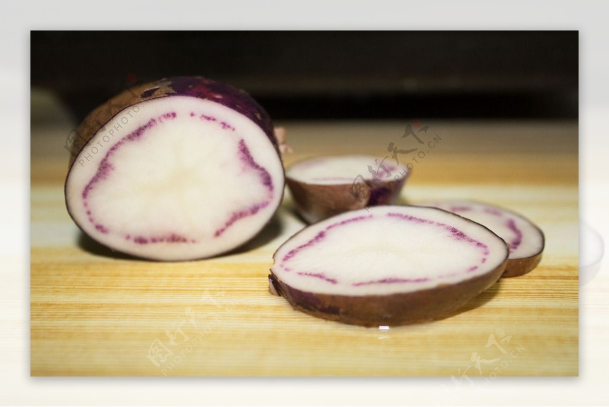 云南高原紫土豆