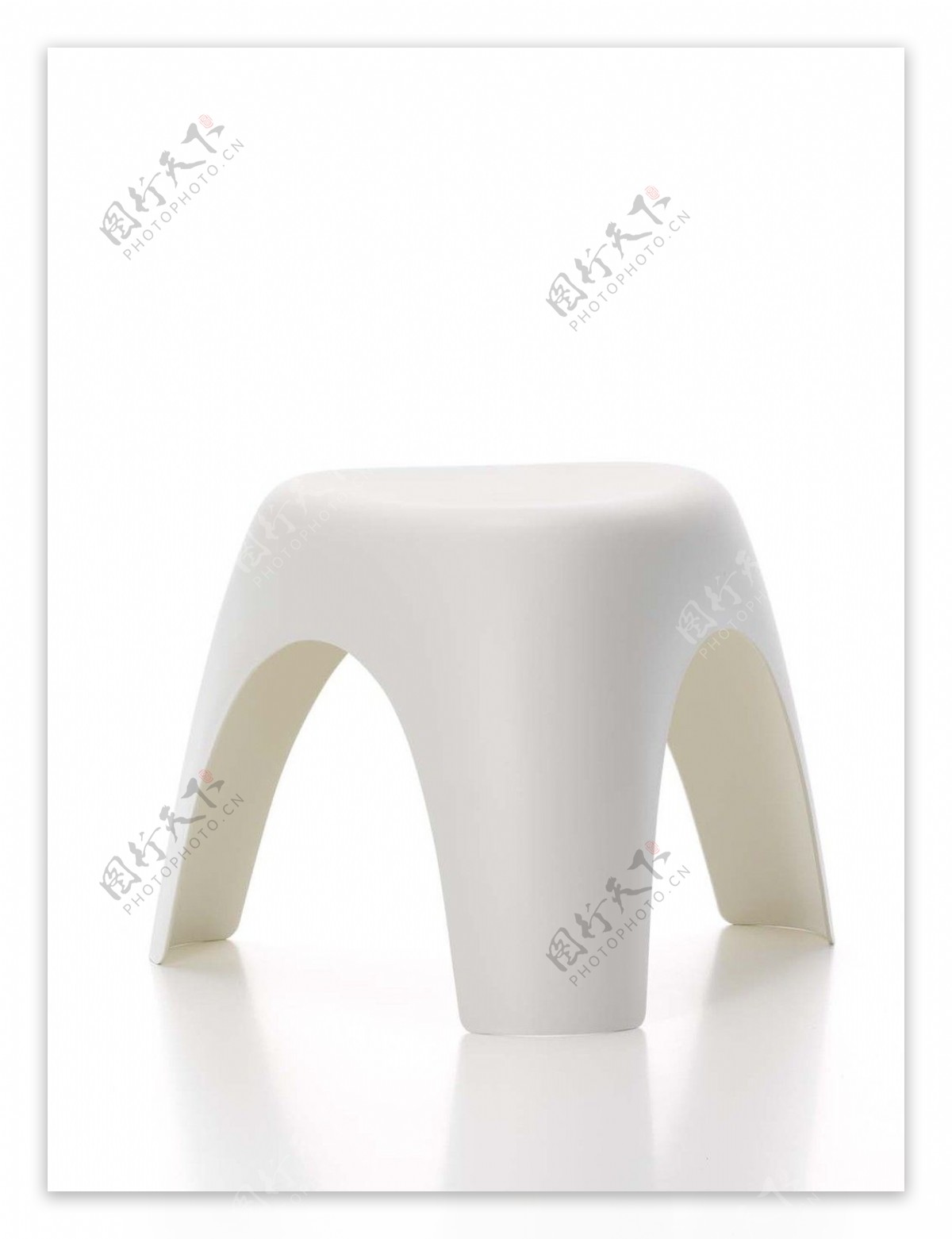 现代白色简约圆拱形凳子模型素材