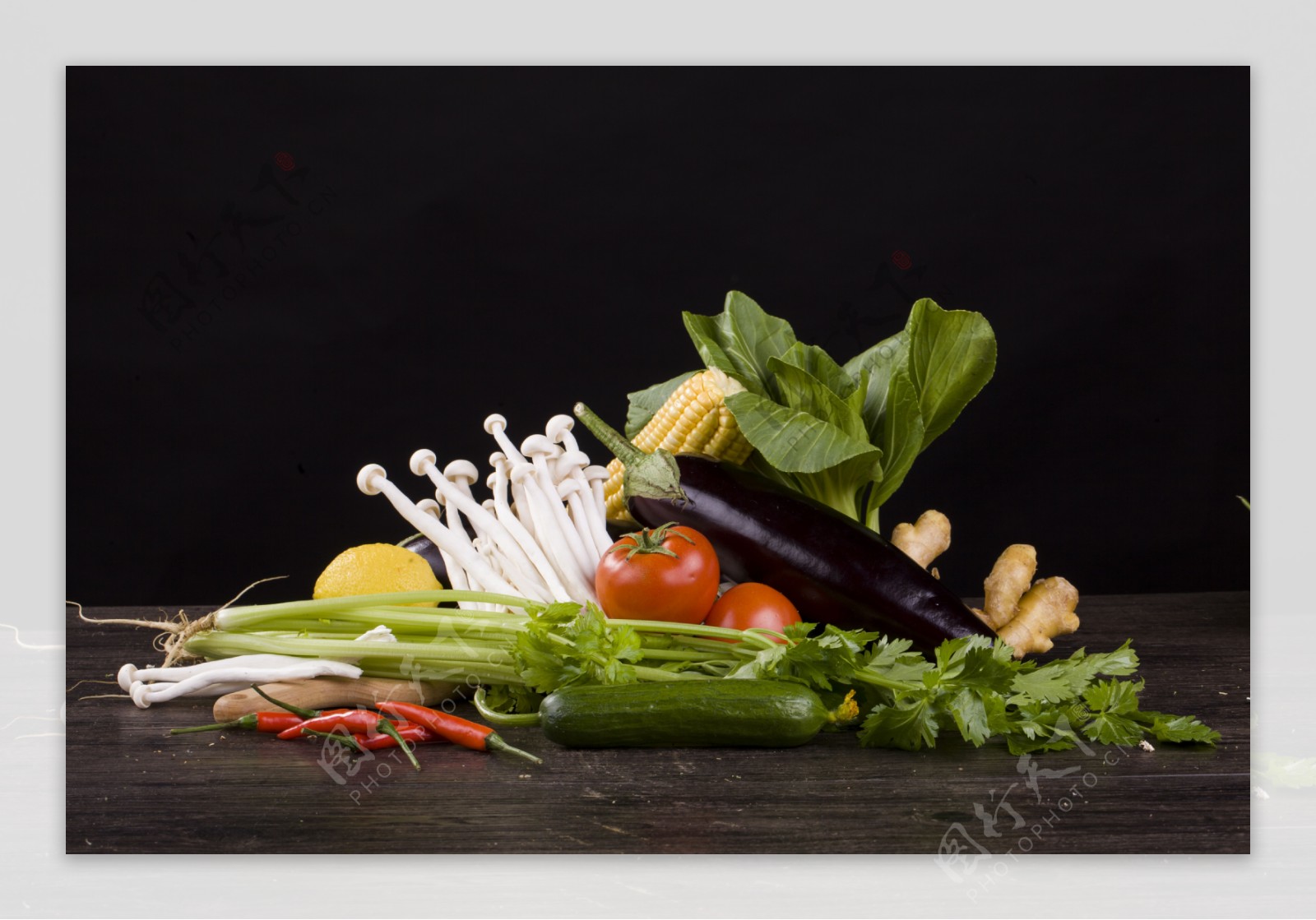 新鲜蔬菜组合摄影图1