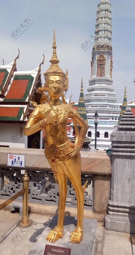 泰国大皇宫神仙铸像
