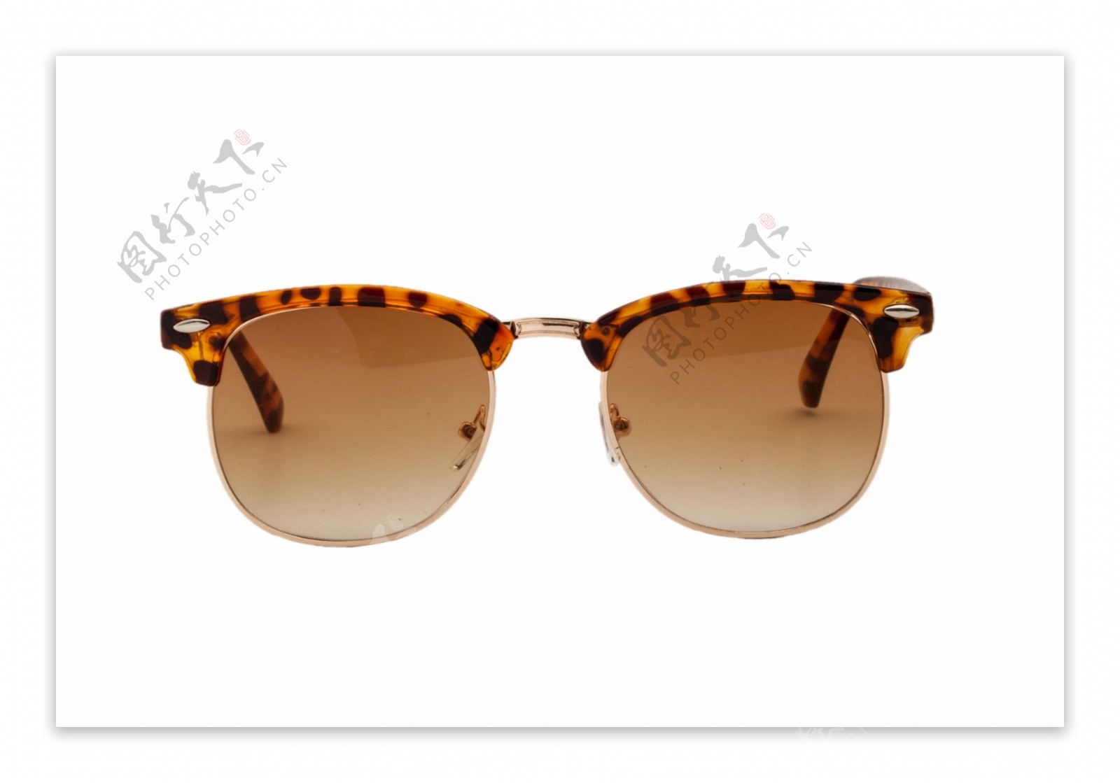 简约时尚豹纹褐色太阳眼镜png素材