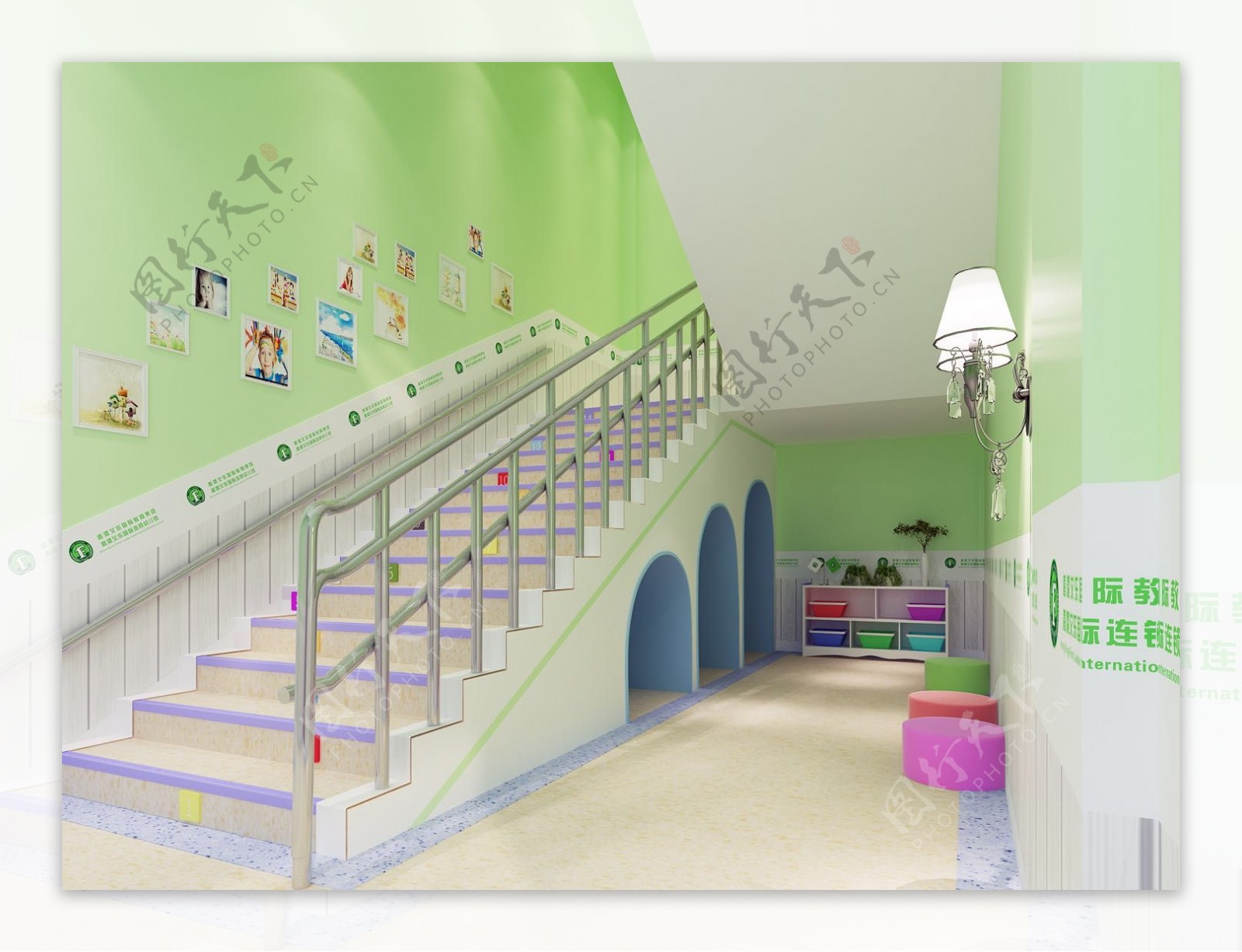 幼儿园楼梯间