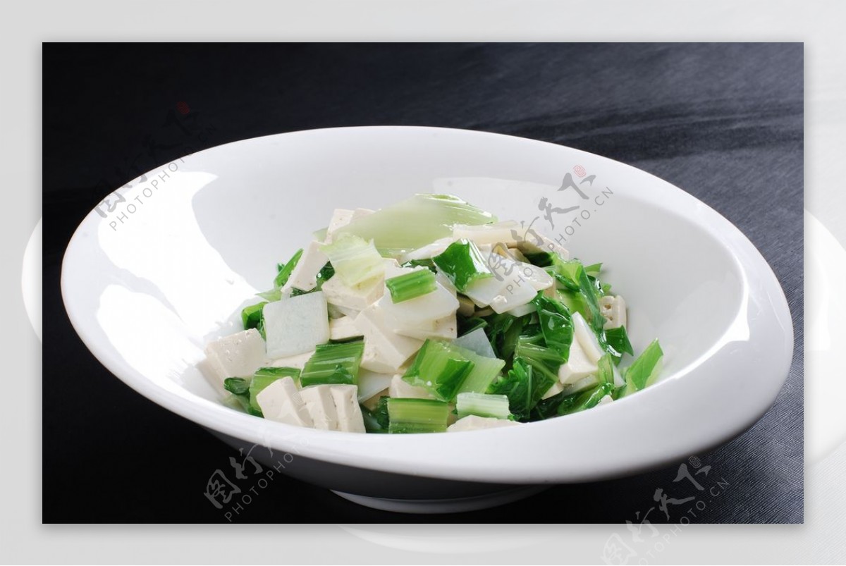 白菜烩豆腐的做法_【图解】白菜烩豆腐怎么做如何做好吃_白菜烩豆腐家常做法大全_山小U_豆果美食
