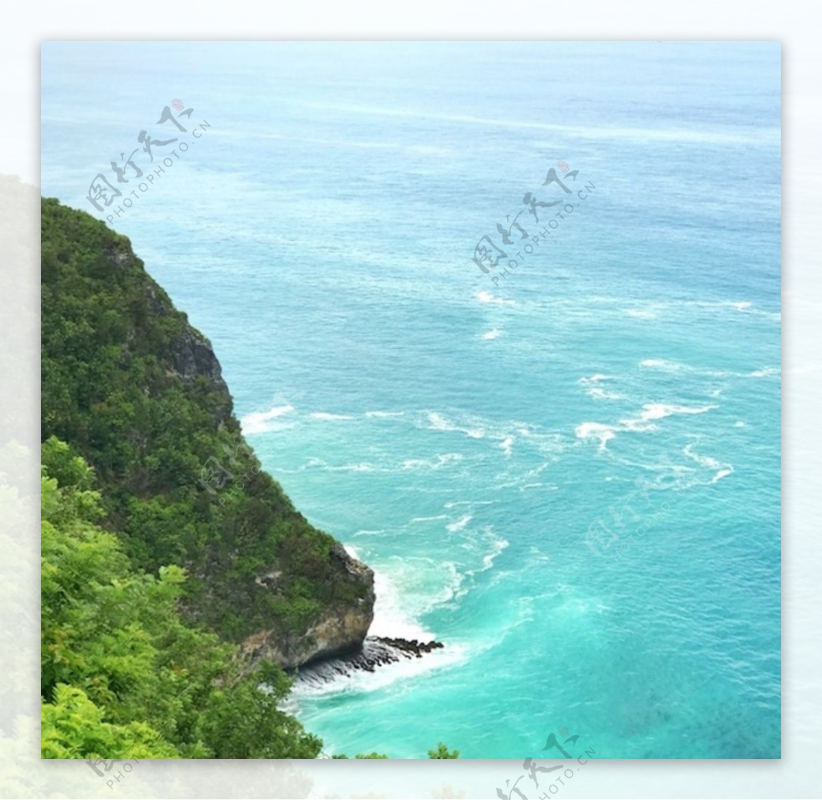 巴厘岛海边悬崖
