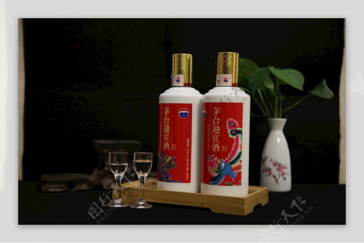 茅台迎宾酒龙凤呈祥