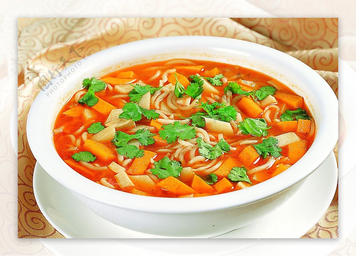 叶妈妈开小灶：从普通汤面打造一碗营养南瓜汤面，靠2个关键烹饪手法，面甜汤醇 - 哔哩哔哩