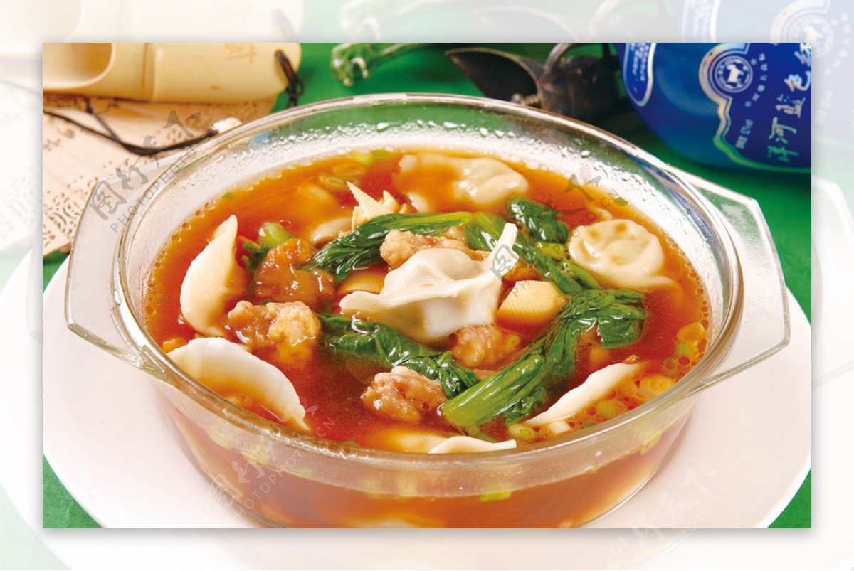 酸汤水饺图片