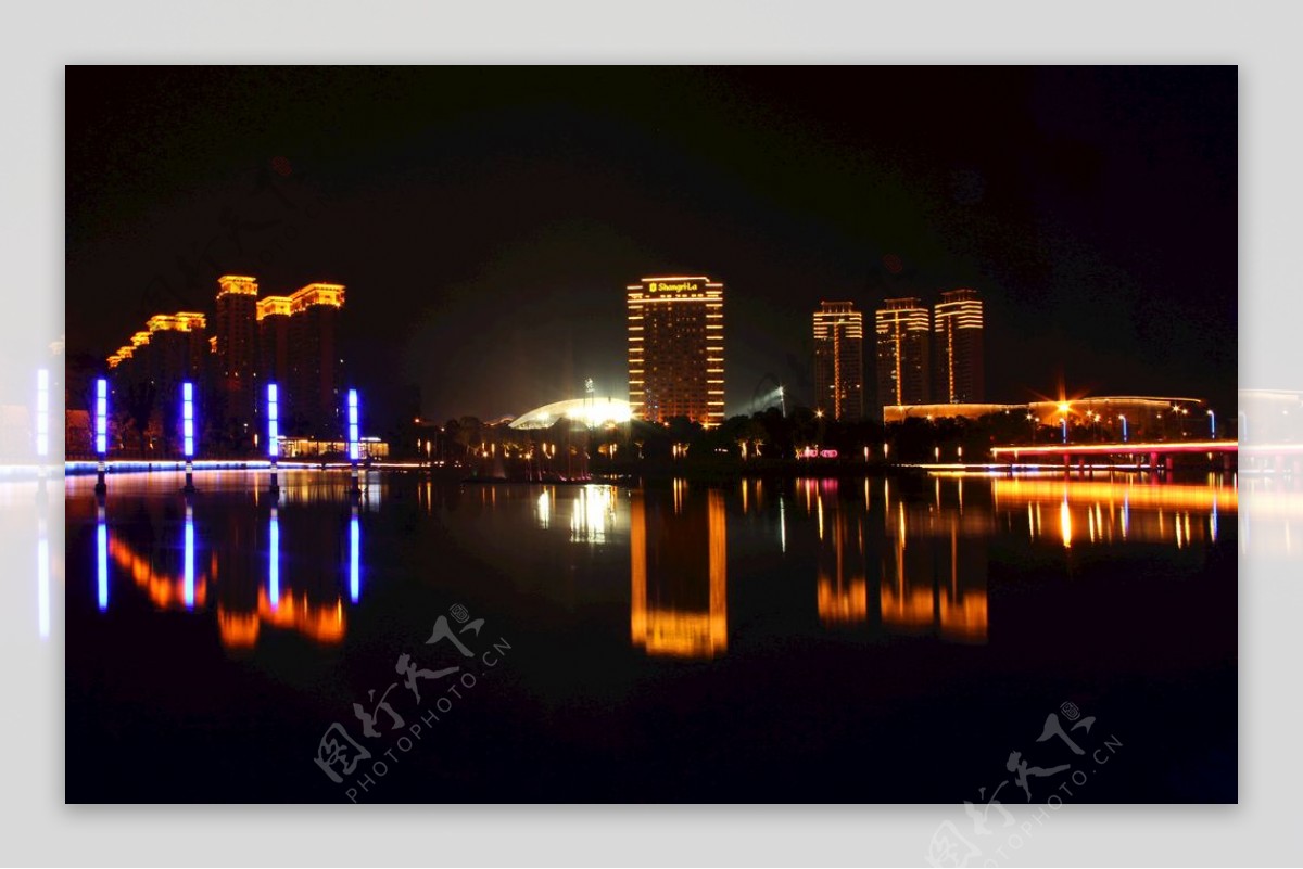 香格里拉酒店夜景图片