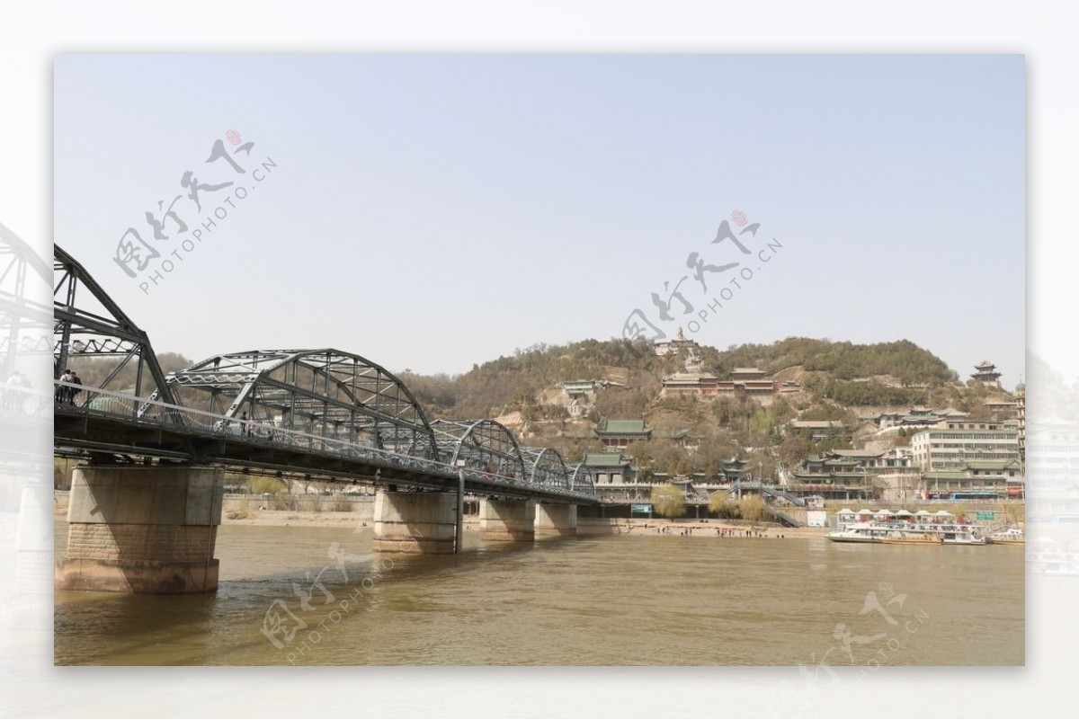 冬季兰州黄河铁桥图片