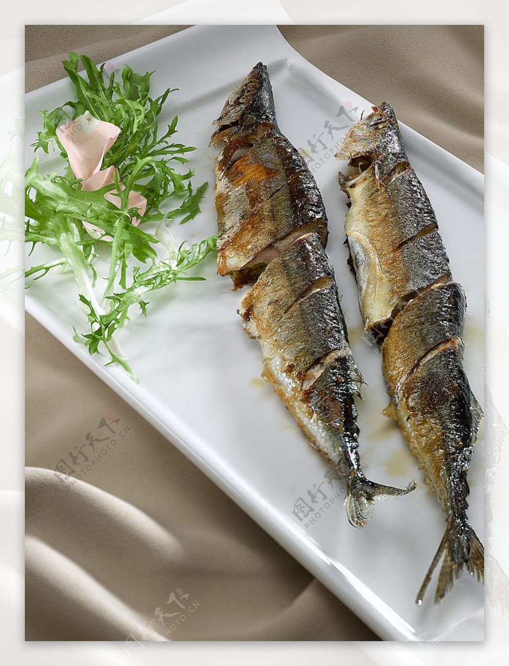 豫菜香煎日本青鱼条图片