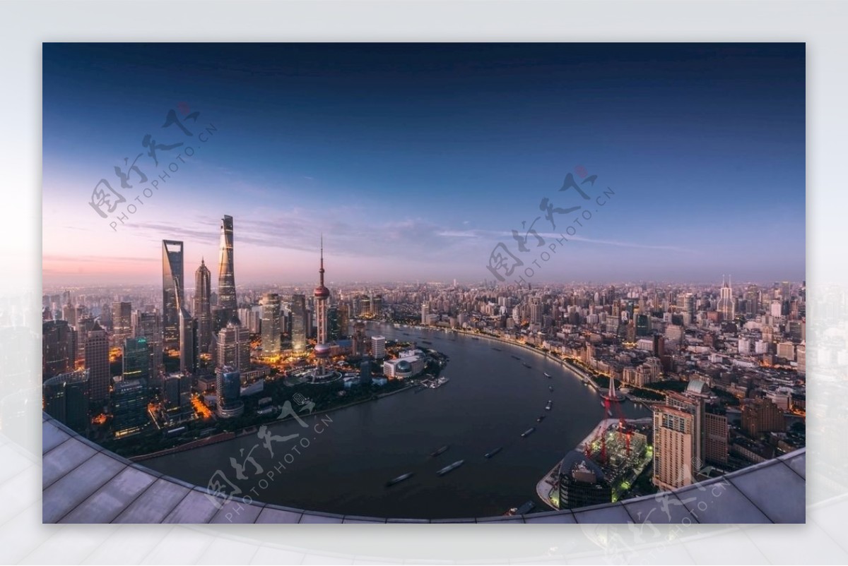 上海之巅/上海中心大厦 夜景|摄影|风光摄影|程阅川 - 原创作品 - 站酷 (ZCOOL)
