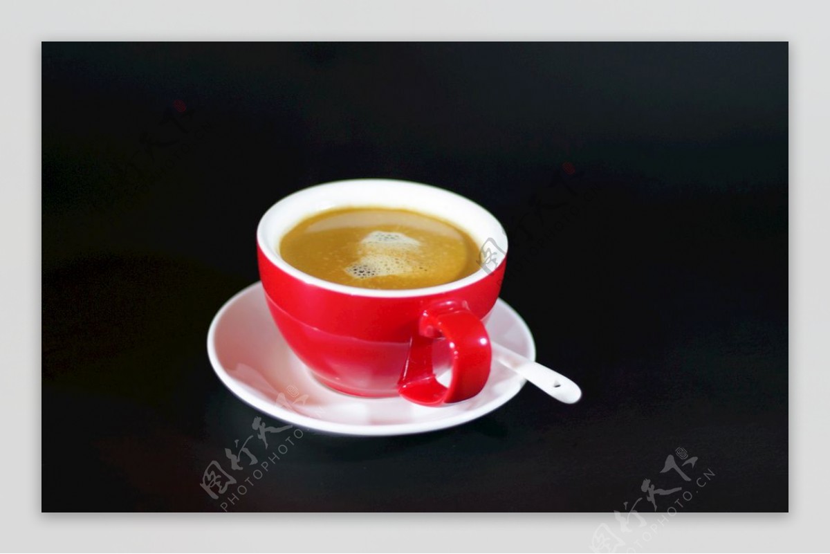 现实的卡布奇诺与棉花糖热美式咖啡喝休息概念插画图片素材_ID:413279921-Veer图库